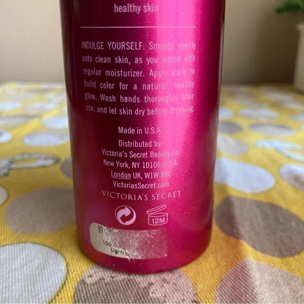 Victoria’s Secret Bare Bronze tinted glow moisturizer lotion
